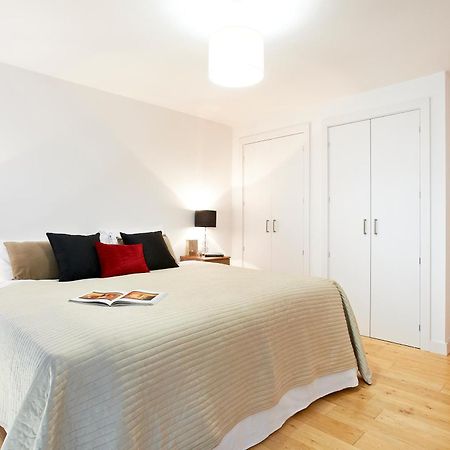 Watford Centre - Luxury Penthouse Apartment Exterior photo