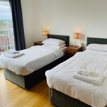 Watford Centre - Luxury Penthouse Apartment Exterior photo