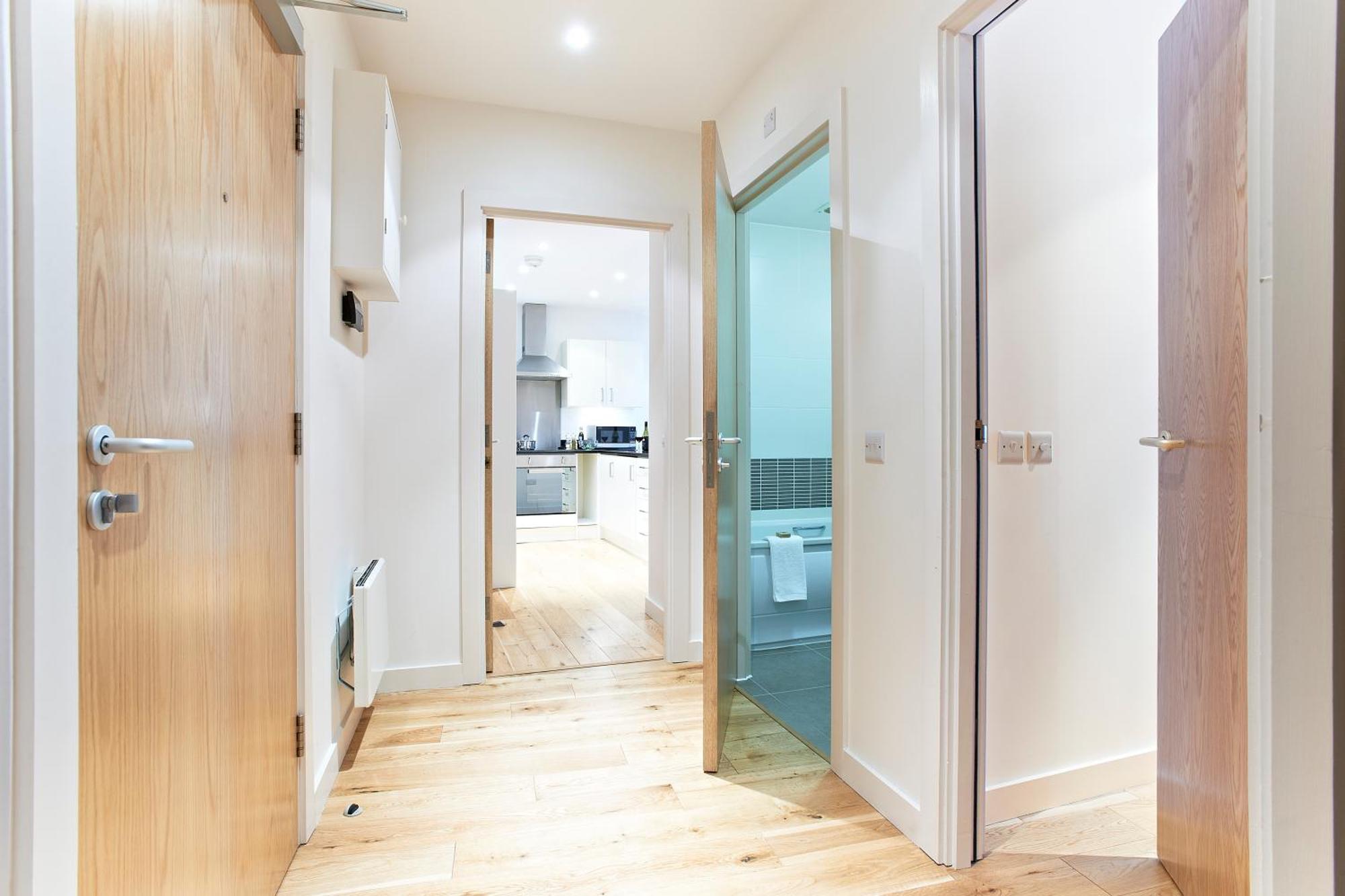 Watford Centre - Luxury Penthouse Apartment Exterior photo
