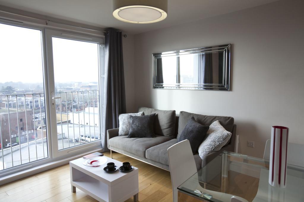 Watford Centre - Luxury Penthouse Apartment Exterior photo